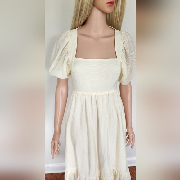 WAYF DRESS Puff sleeves yellow cream striped open back frills midi small NWT - Picture 13 of 16